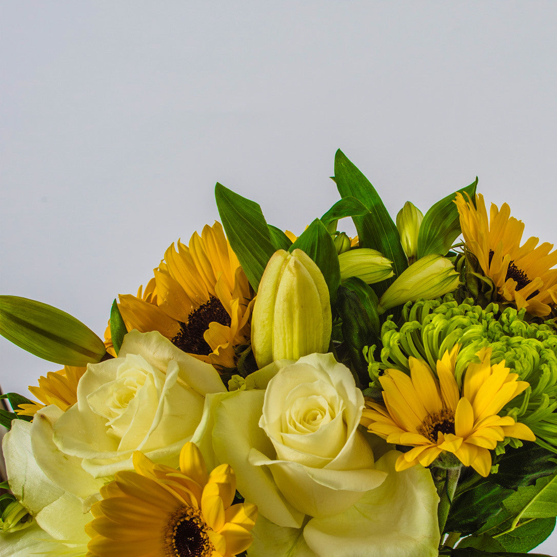 A Mother's Love Bouquet - XOXO Florist Aberdeen