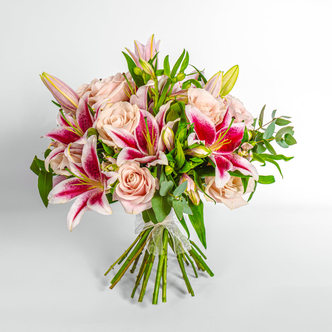 Aberdeen Roses The Rose Blush Bouquet - Flowers Delivered in Aberdeen – XOXO Florist