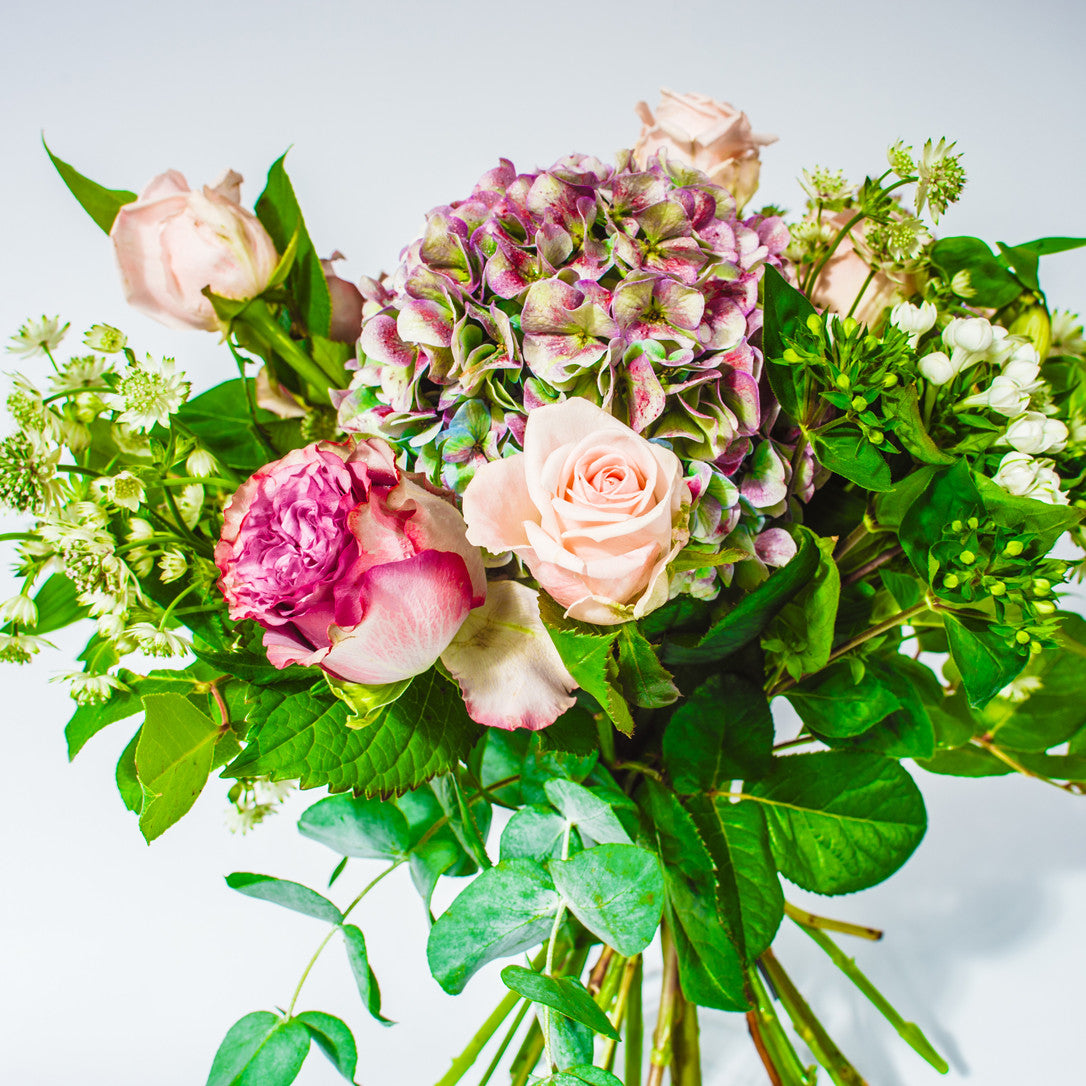 Queen Bouquet by XOXO Florist Aberdeen