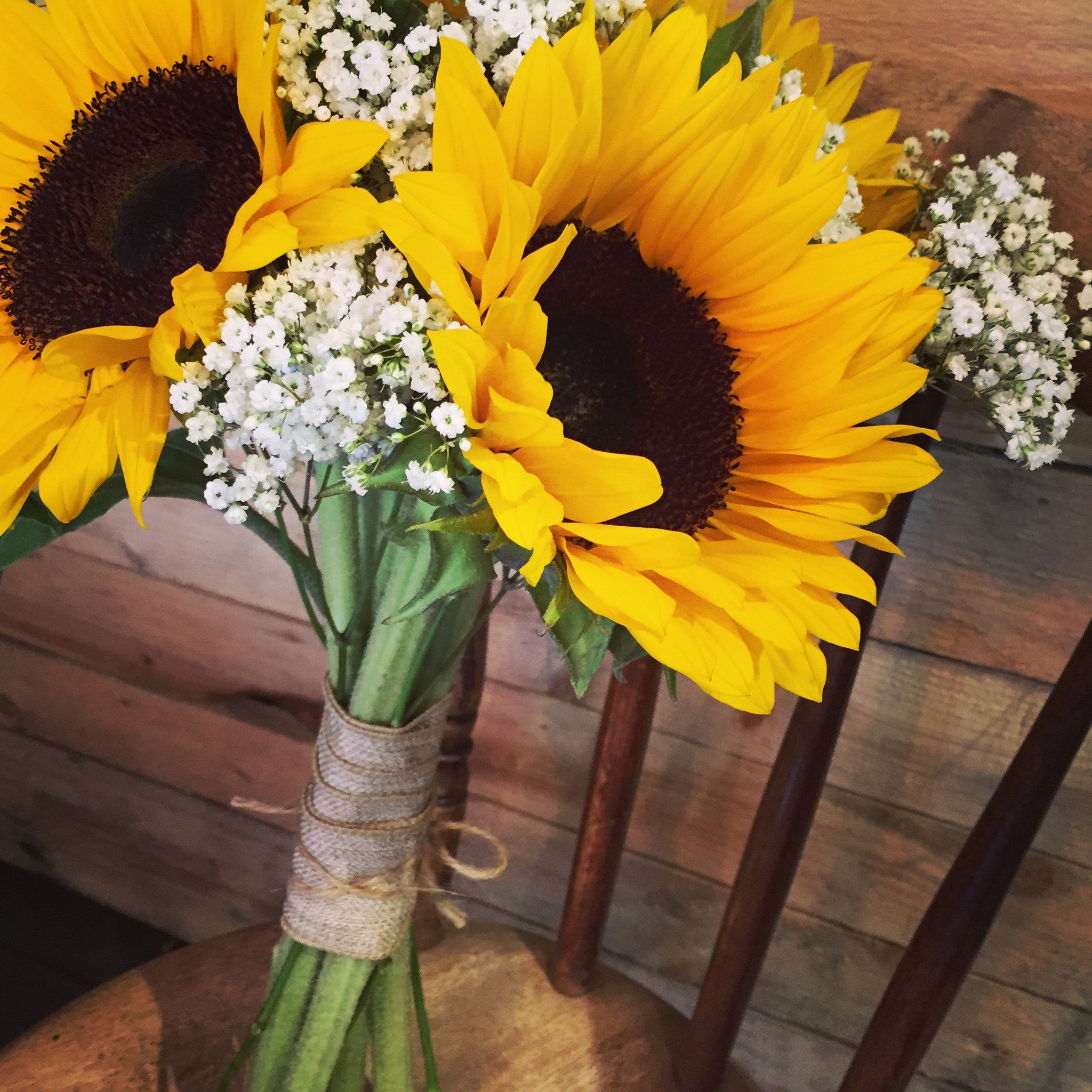 Sunflower Bridal Hand-tied - XOXO Florist Aberdeen